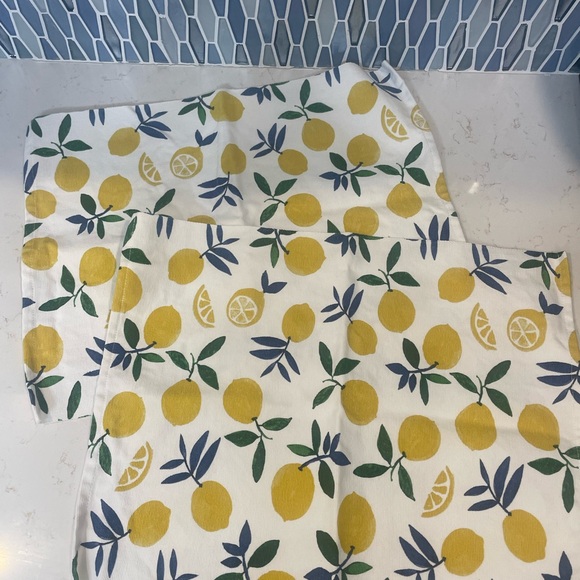 Lemon Print Kitchen Linen Set - Picture 3 of 7
